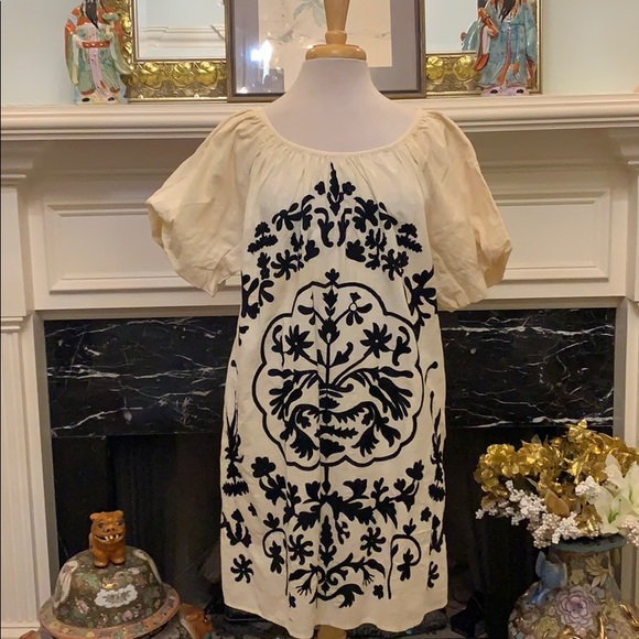 Free People Dresses & Skirts - NWT  Free People ivory muslin embroidered dress
